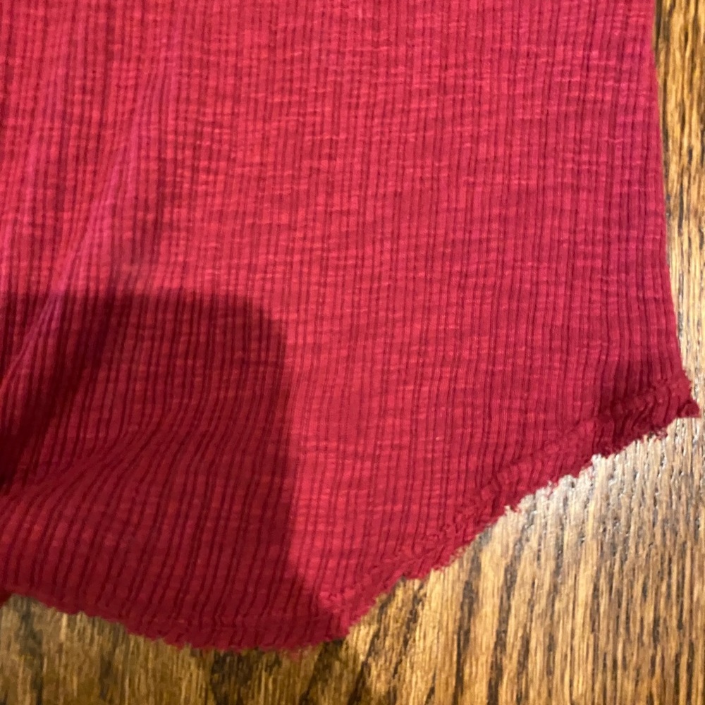 Sundry long sleeve with distressed bottom - Picture 2 of 6